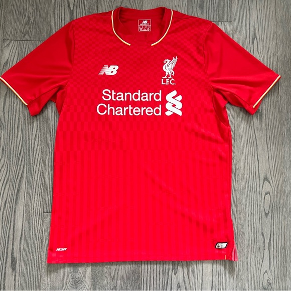 Liverpool 2015/2016 New Balance Home Shirt Jersey BENTEKE #9 - Picture 2 of 7